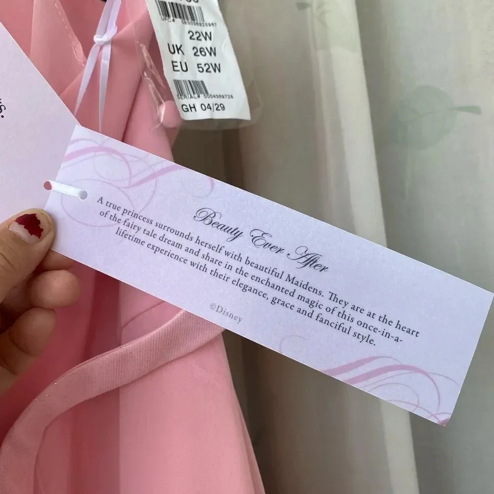 Disney royal maidens dress by alfred Angelo - Picture 10 of 13